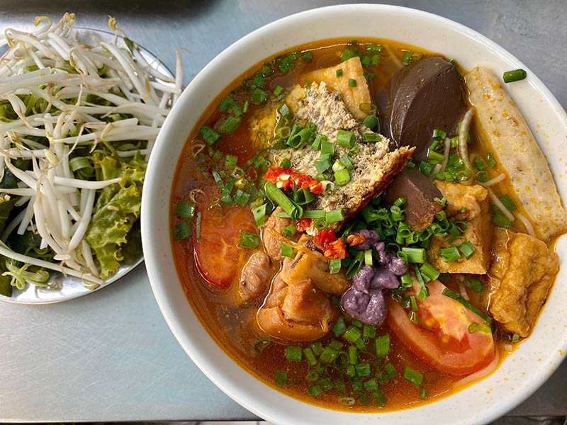 Main Staple Bun Rieu Cua