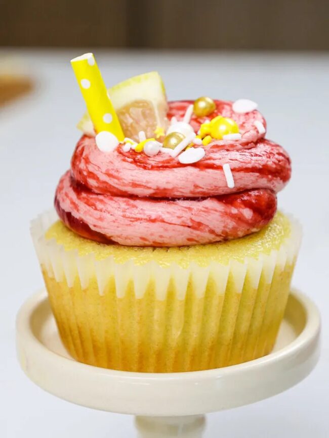 Raspberry Lemonade Cupcakes