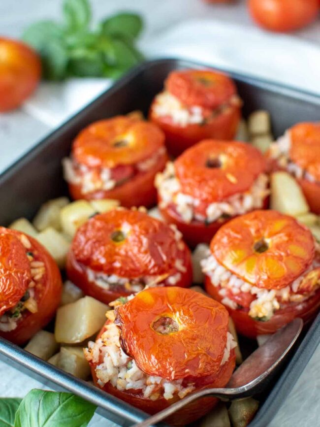 Rice-Stuffed Tomatoes