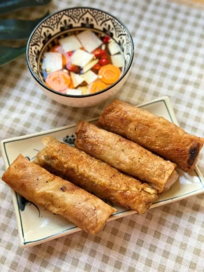 Nem Ran (Vietnamese Spring Rolls)