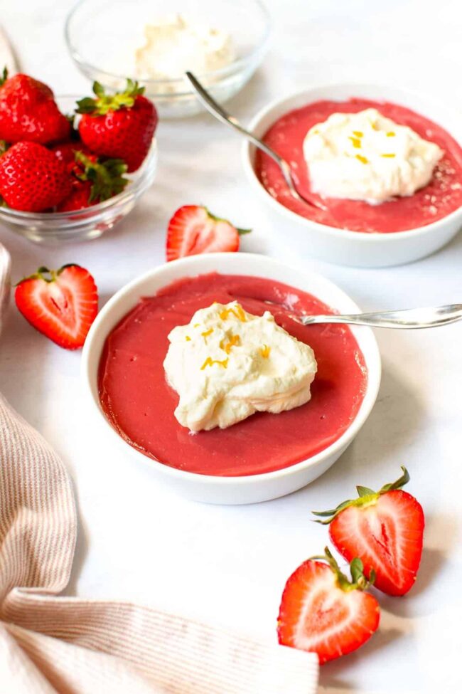 Creamy Strawberry Pudding