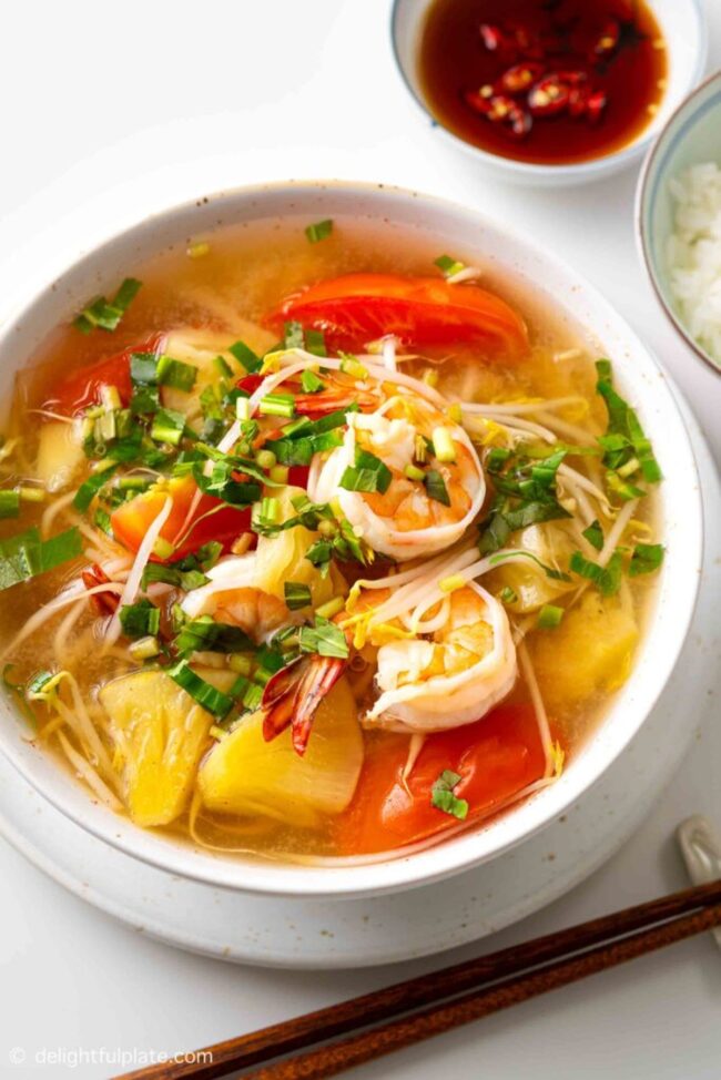 Canh Chua (Vietnamese Sour Soup)