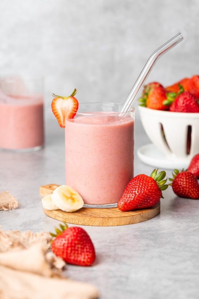 Fresh Strawberry Smoothie