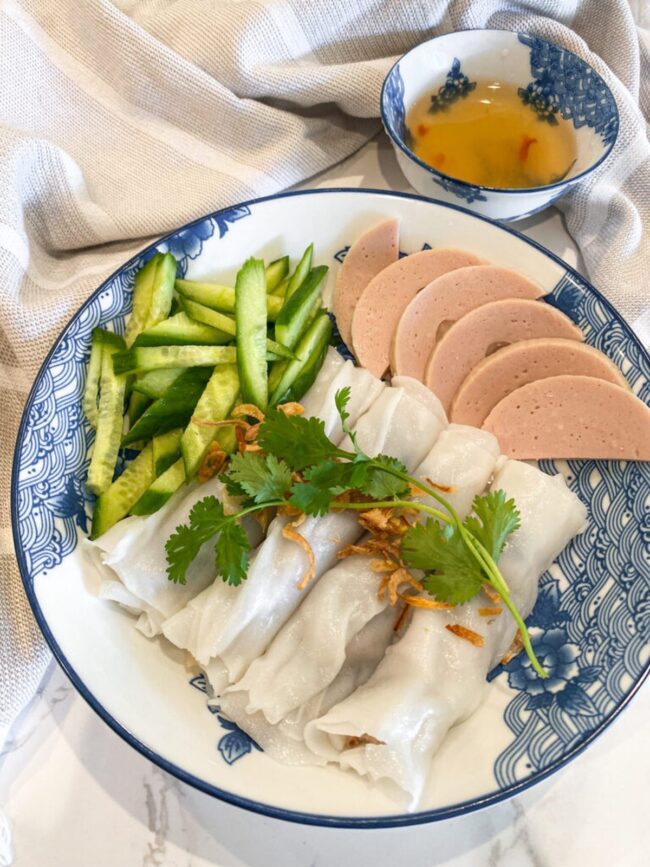 Banh Cuon (Steamed Rice Rolls)