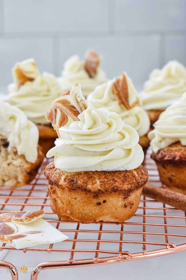 Cinnamon Roll Cupcakes