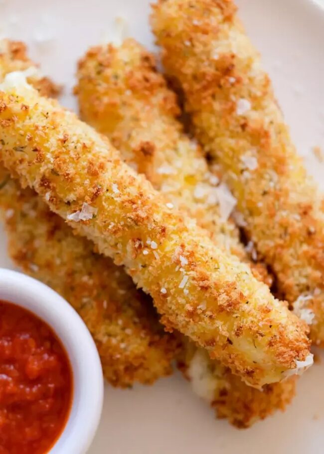 Air Fryer Mozzarella Sticks