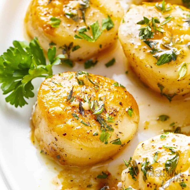 Seared Scallops with Garlic Butter