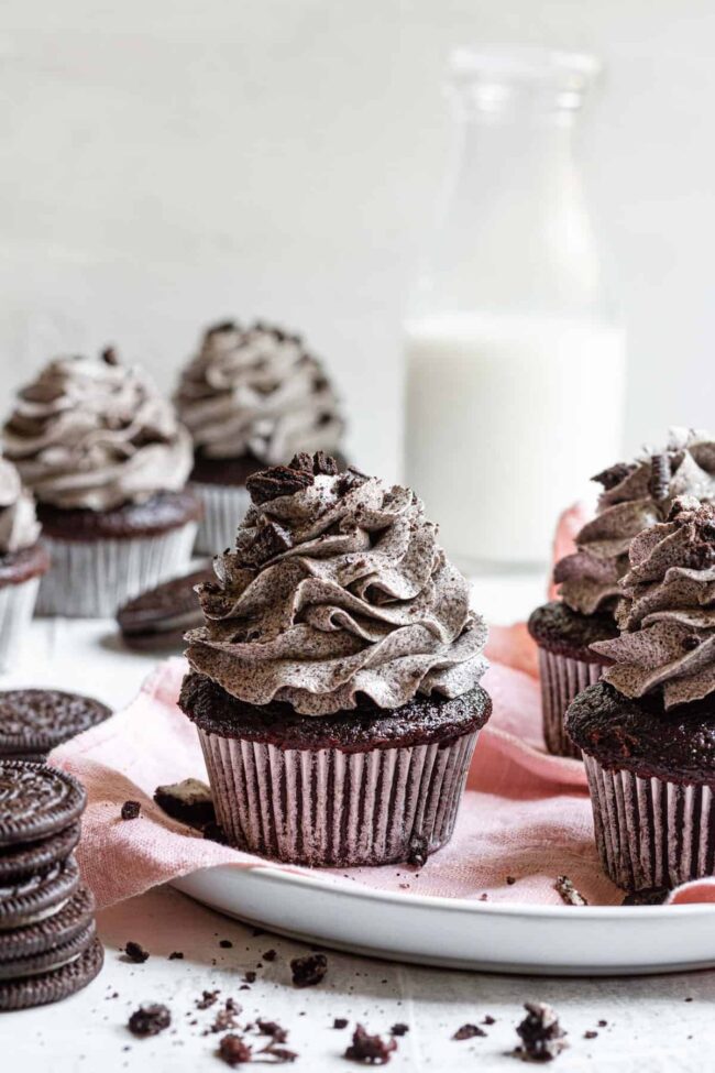 Chocolate Oreo Cupcakes