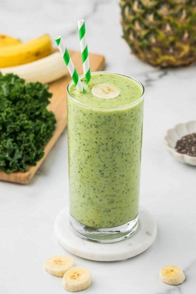 Mango Pineapple Green Smoothie