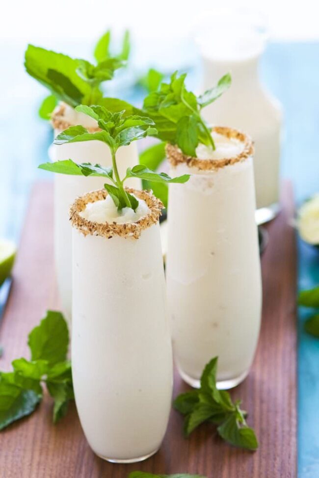 Frosted Coconut Mojito