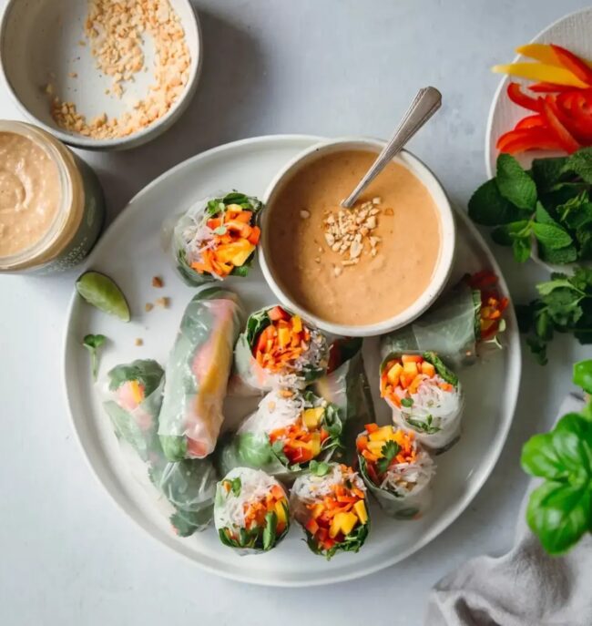 Fresh Spring Rolls with Peanut Sauce