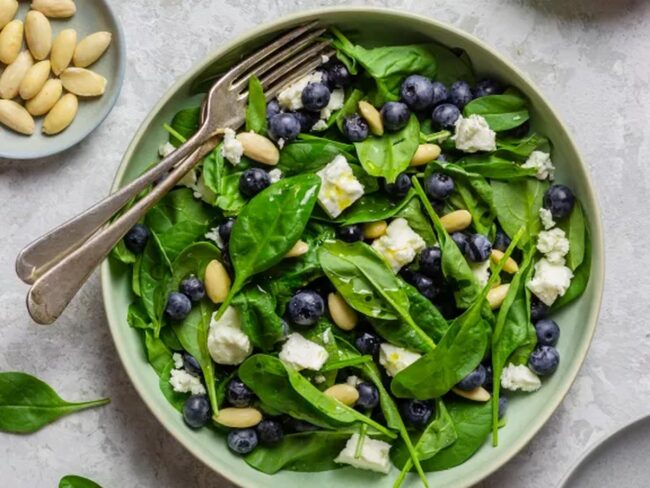 Blueberry Almond Spinach Salad