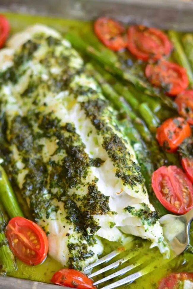 Baked Cod with Asparagus