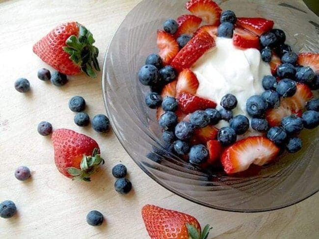 Greek Yogurt with Berries